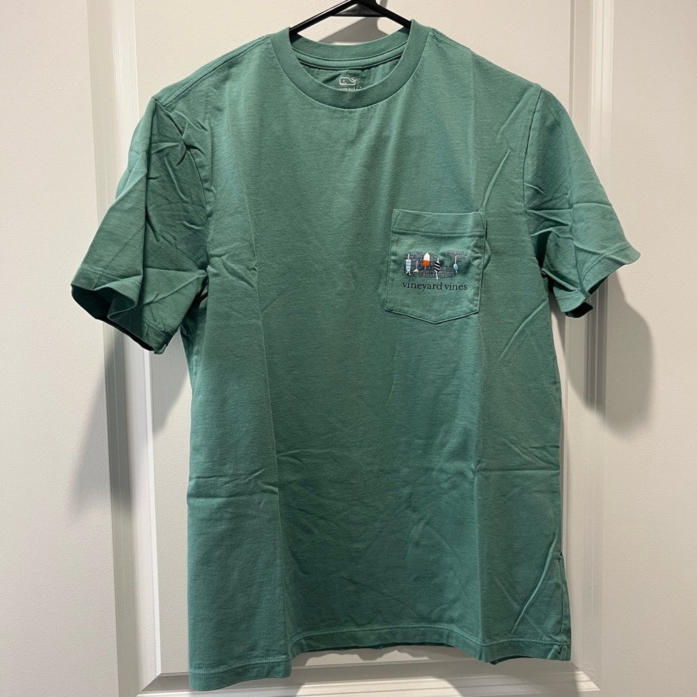 Vineyard Vines Men's green Short Sleeve Tee